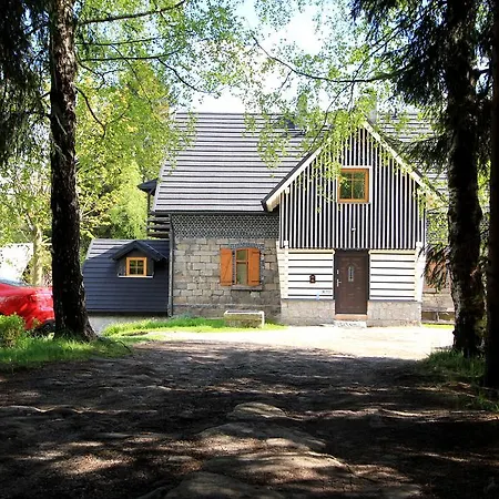 Borszowka Dom Nad Potokiem - ベッド・アンド・ブレックファスト シクラルスカ・ポレンバ